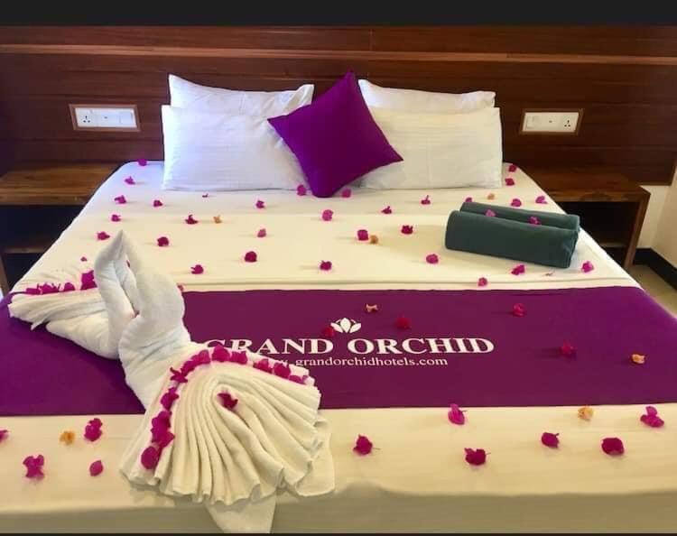 Grand Orchid Residence Kandy Extérieur photo