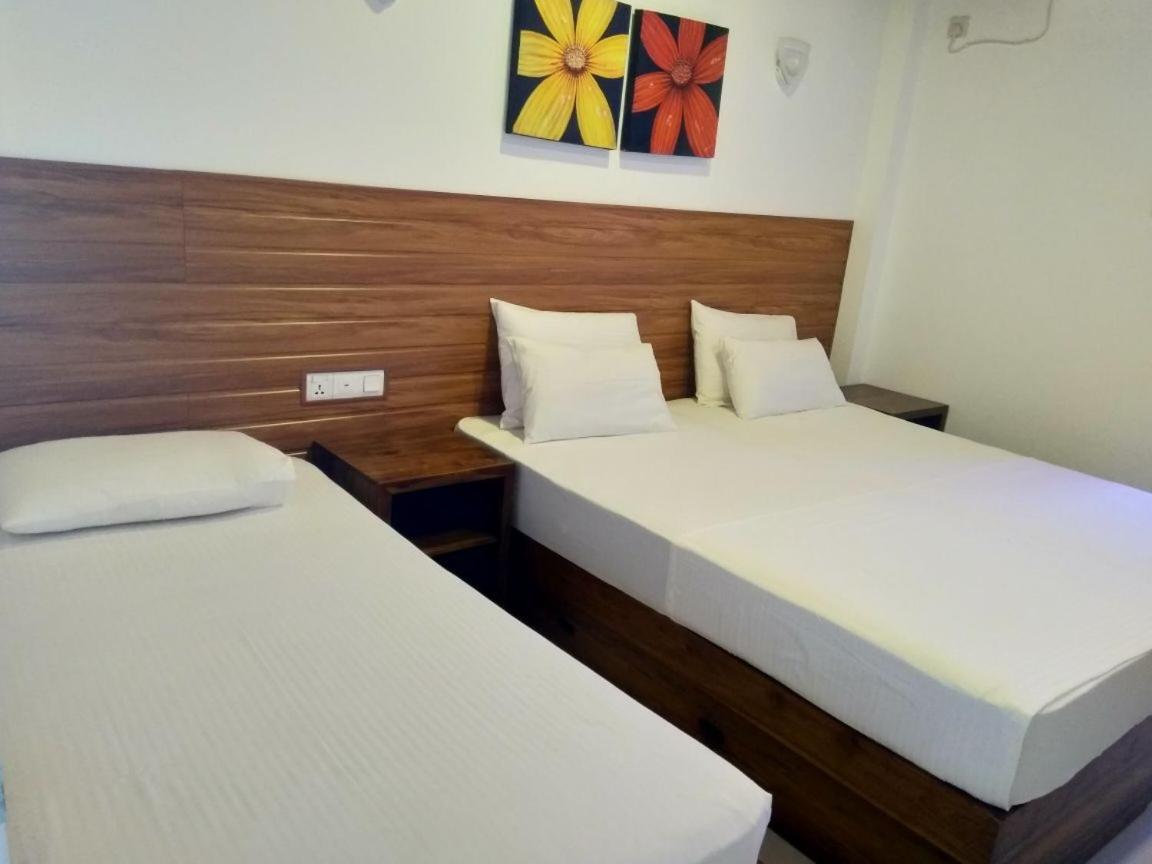 Grand Orchid Residence Kandy Extérieur photo