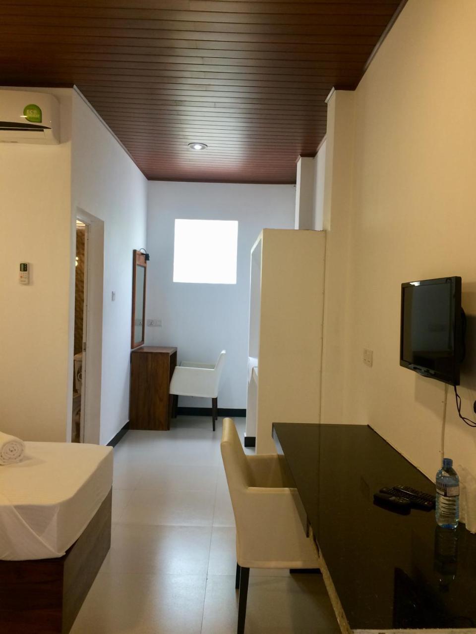 Grand Orchid Residence Kandy Extérieur photo
